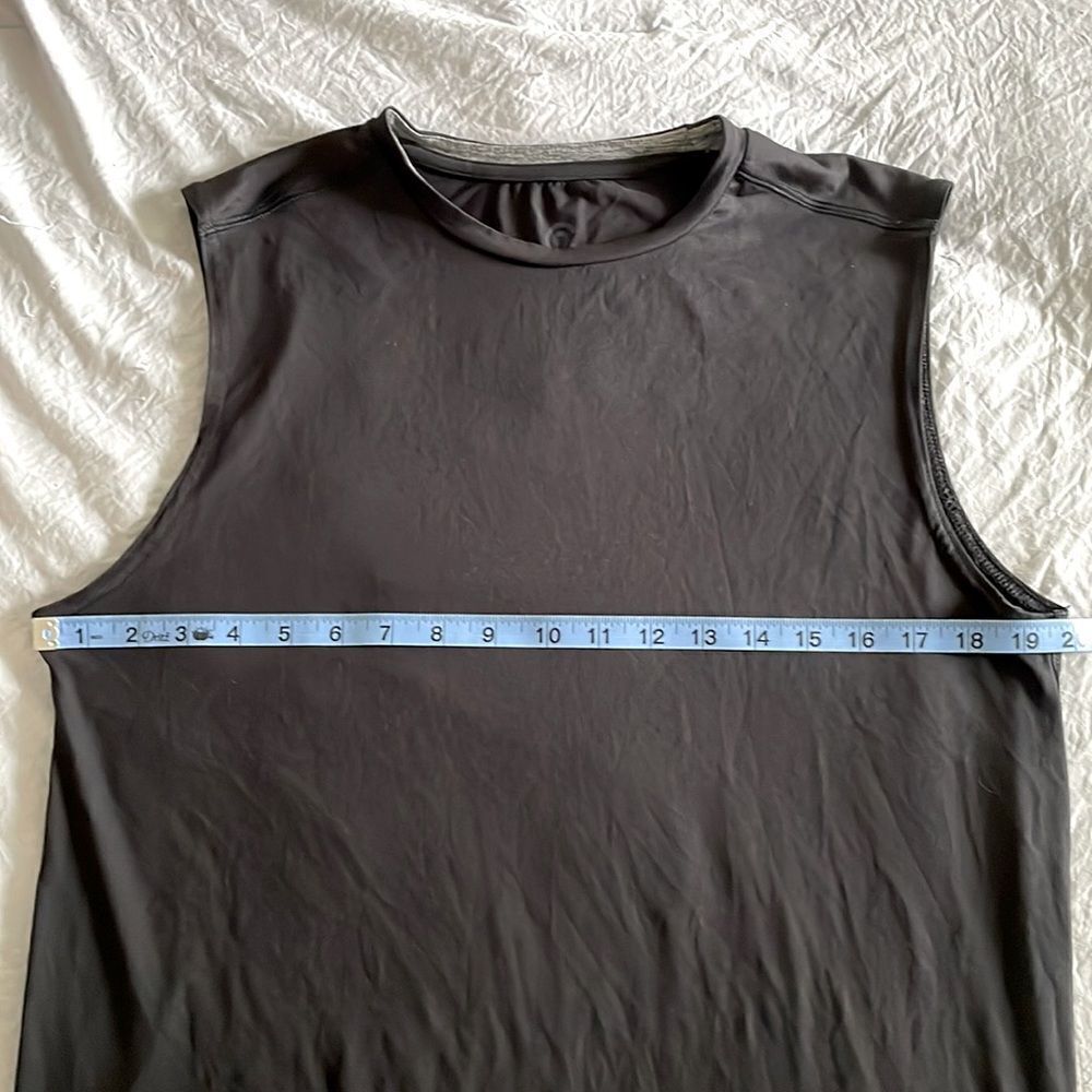Champion Men's Black Athletic Tank Top Sleeveless Shirt Size M - Picture 3 of 4